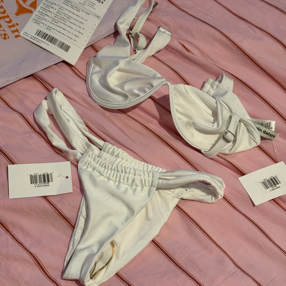 NWT S Dippin' Daisy's Serenade Cheeky Bikini Bottom in Cloud - Picture 7 of 10